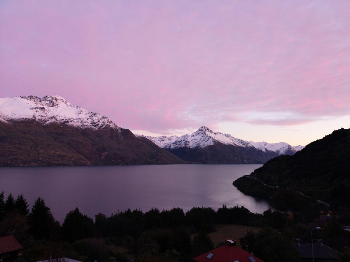 Queenstown Lakeview Holiday Home-5Mins To Town Buitenkant foto